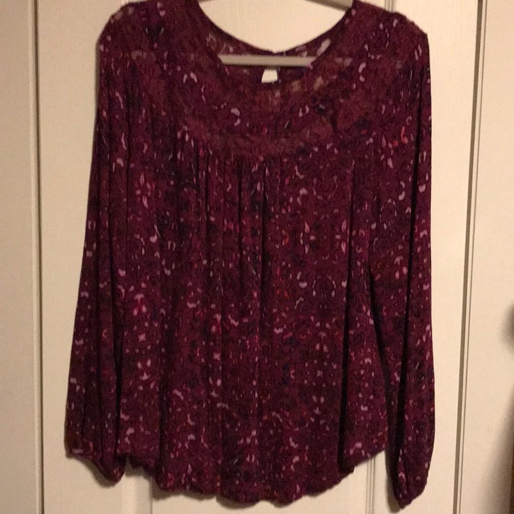 Faded Glory Burgandy blouse